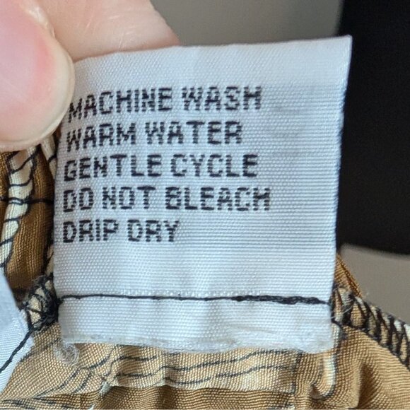 Vintage Alfred Dunner Tan & Black Pleated Midi Skirt With Abstract Pattern - 16 - Picture 8 of 8